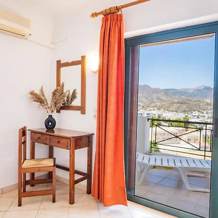 Apartment Fronis